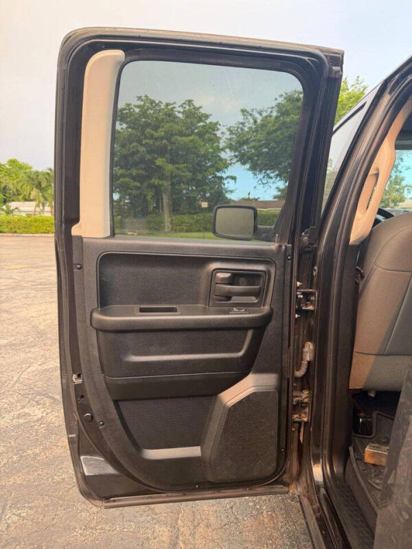 2017 RAM 1500 Express