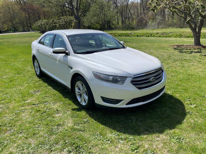 2014 Ford Taurus SEL