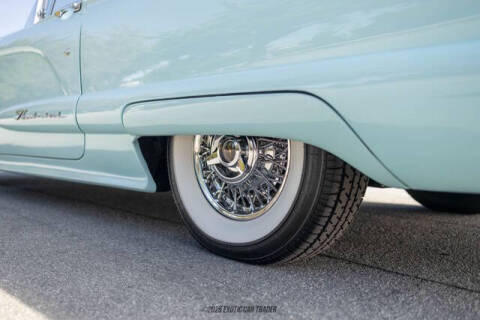 1960 Ford Thunderbird