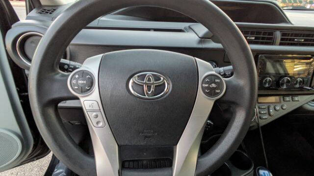 2013 Toyota Prius c Three