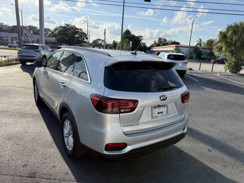 2020 Kia Sorento LX
