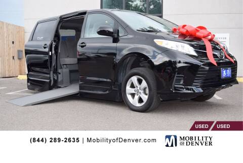 2018 Toyota Sienna for sale at CO Fleet & Mobility in Denver CO