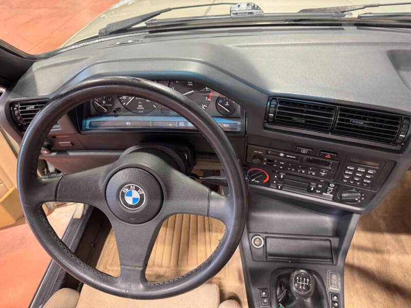 1990 BMW 3 Series 325i