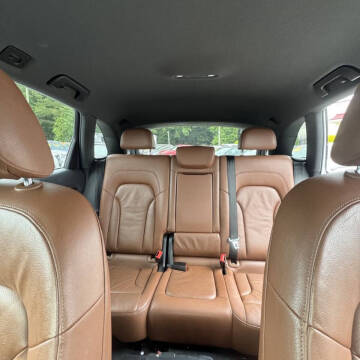 2012 Audi Q5 2.0T quattro Premium