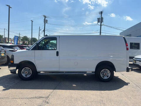 2024 GMC Savana 2500
