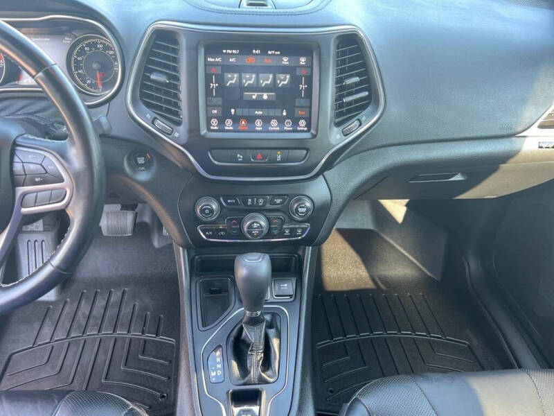 2021 Jeep Cherokee 80th Anniversary Edition