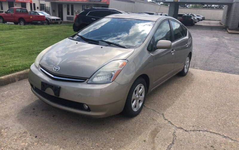 2007 Toyota Prius for sale at VENTURE MOTOR SPORTS in Chesapeake VA