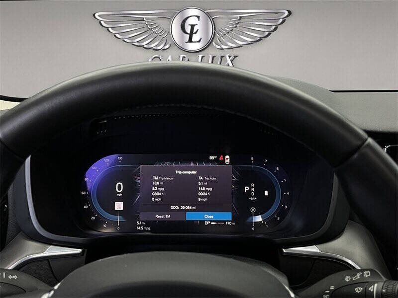 2024 Volvo XC60 B5 Core Dark Theme