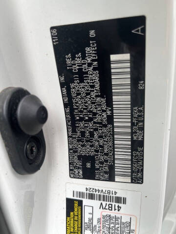 2006 Toyota Sienna LE 7 Passenger