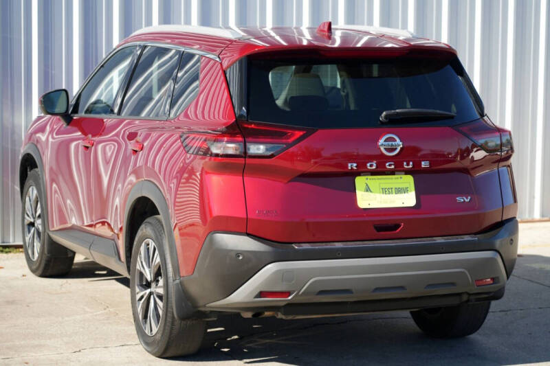 2021 Nissan Rogue SV