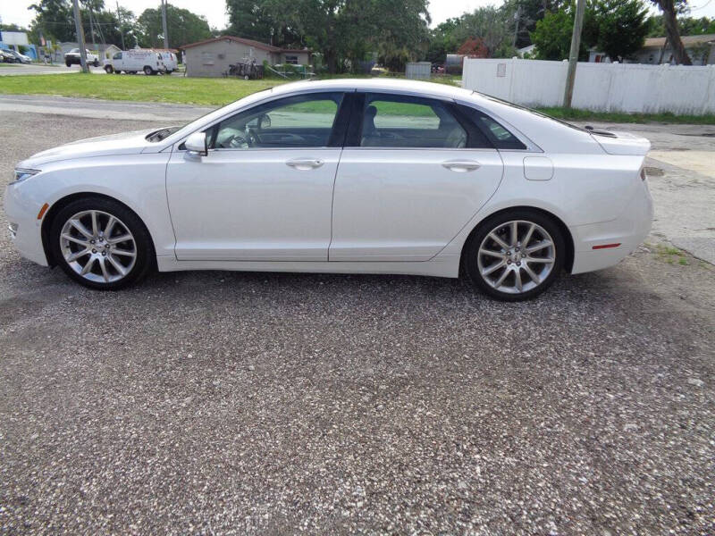 2016 Lincoln MKZ