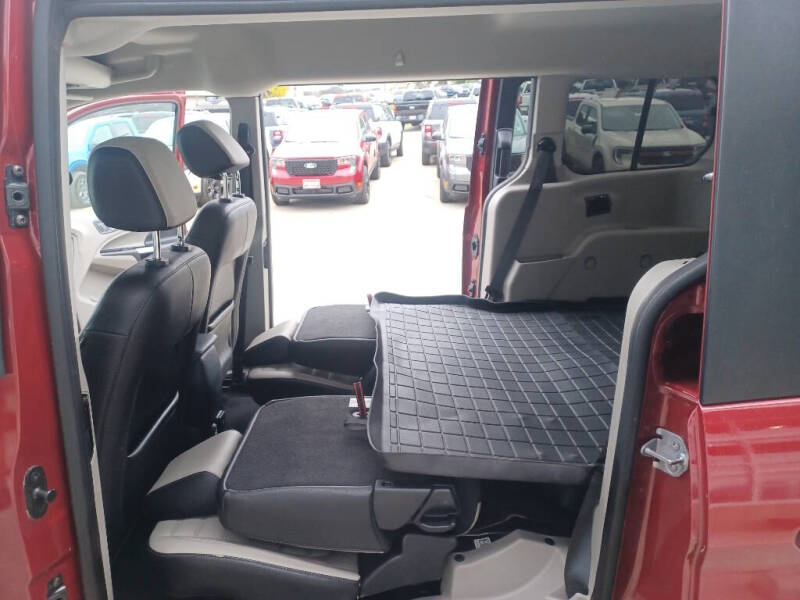 2019 Ford Transit Connect Titanium