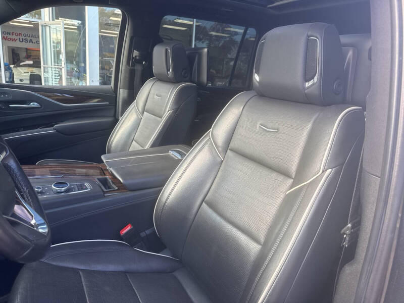 2021 Cadillac Escalade ESV Premium Luxury