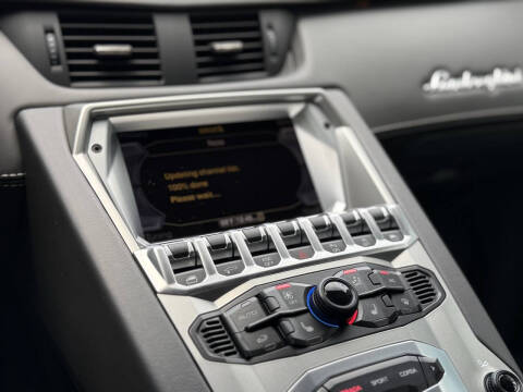 2013 Lamborghini Aventador LP 700-4