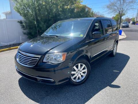 2014 Chrysler Town and Country for sale at Giordano Auto Sales in Hasbrouck Heights NJ