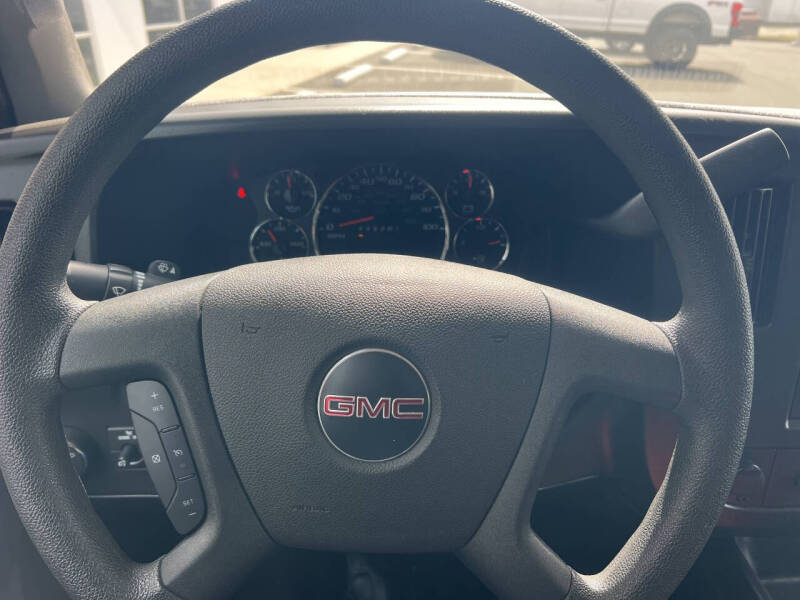 2024 GMC Savana 2500