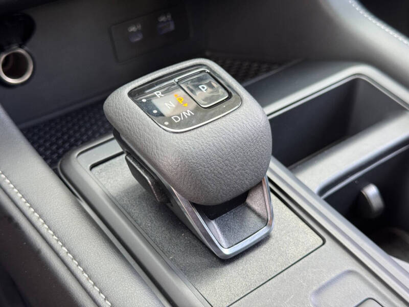 2025 Nissan Pathfinder S