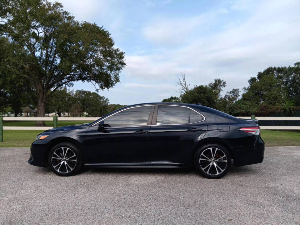 2020 Toyota Camry for sale at AUTOPLUG 360 in Stafford, TX