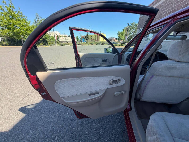 2003 Kia Spectra