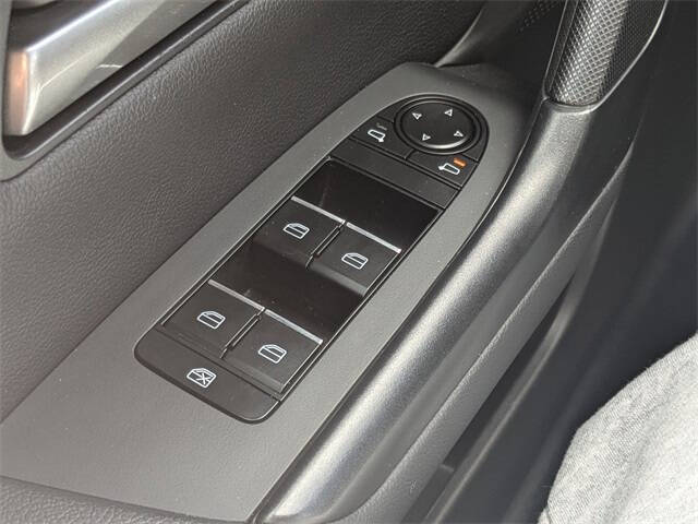 2024 Mazda CX-50 2.5 S Preferred