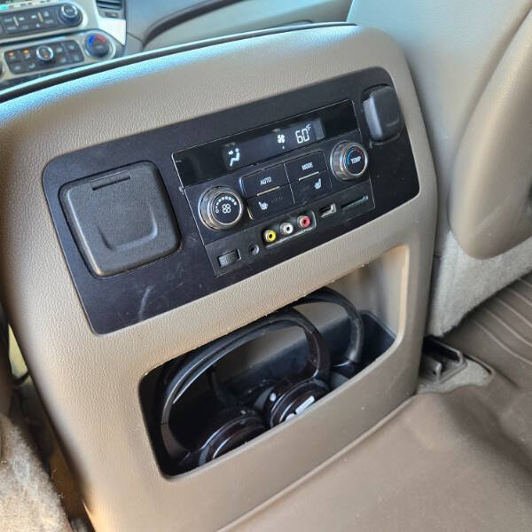 2015 Chevrolet Suburban LTZ