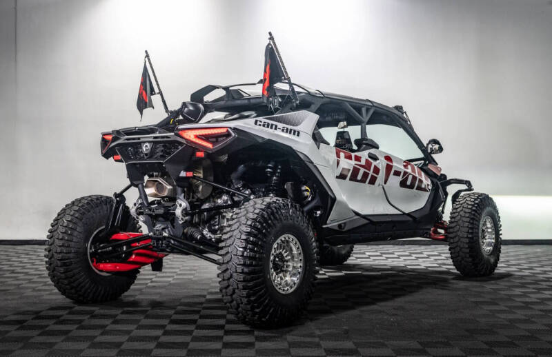 2025 Can-Am Maverick R Max