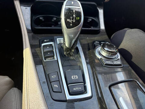 2011 BMW 5 Series 550i