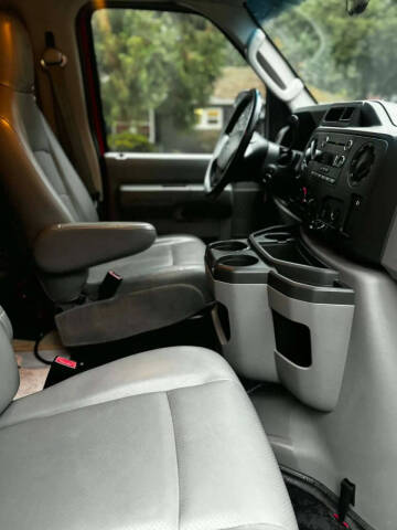 2013 Ford E-Series E-150