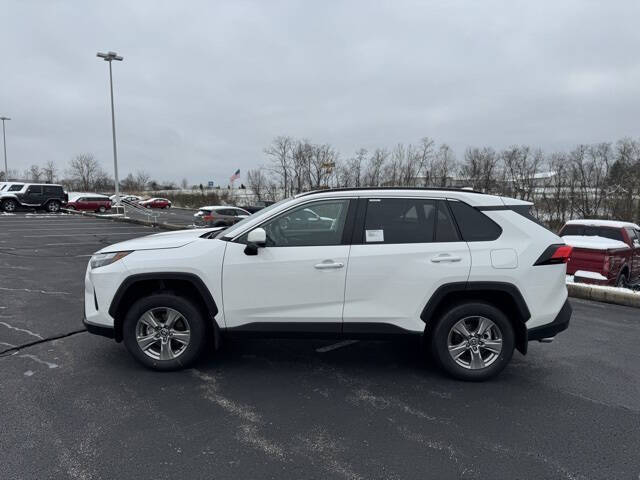 2025 Toyota RAV4 XLE