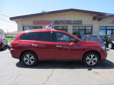 2017 Nissan Pathfinder for sale at Cardinal Motors in Fairfield OH