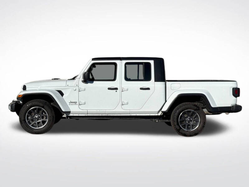 2023 Jeep Gladiator