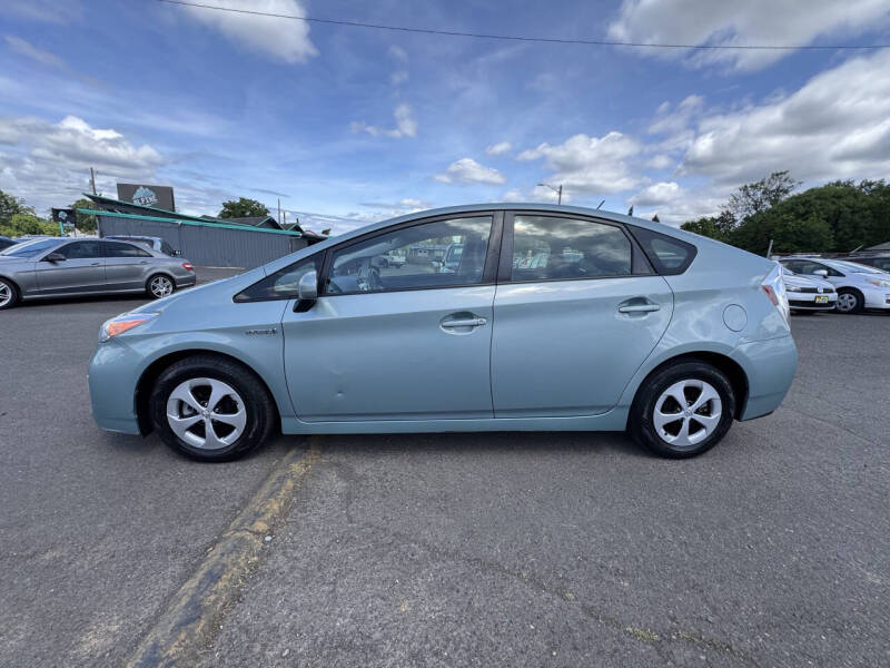 2014 Toyota Prius Two
