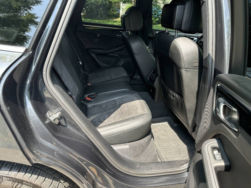 2018 Porsche Macan