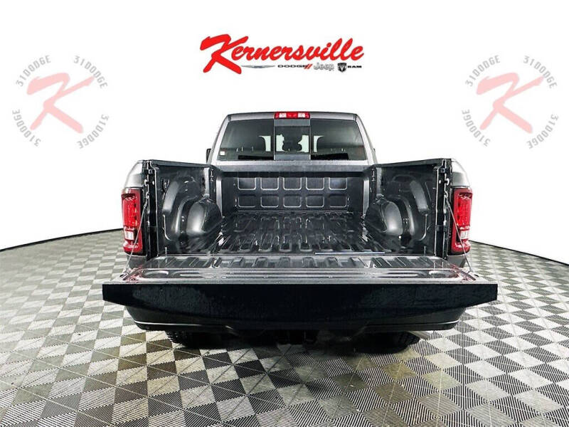 2026 RAM 2500 Black Express