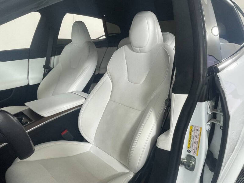 2023 Tesla Model S Standard Range