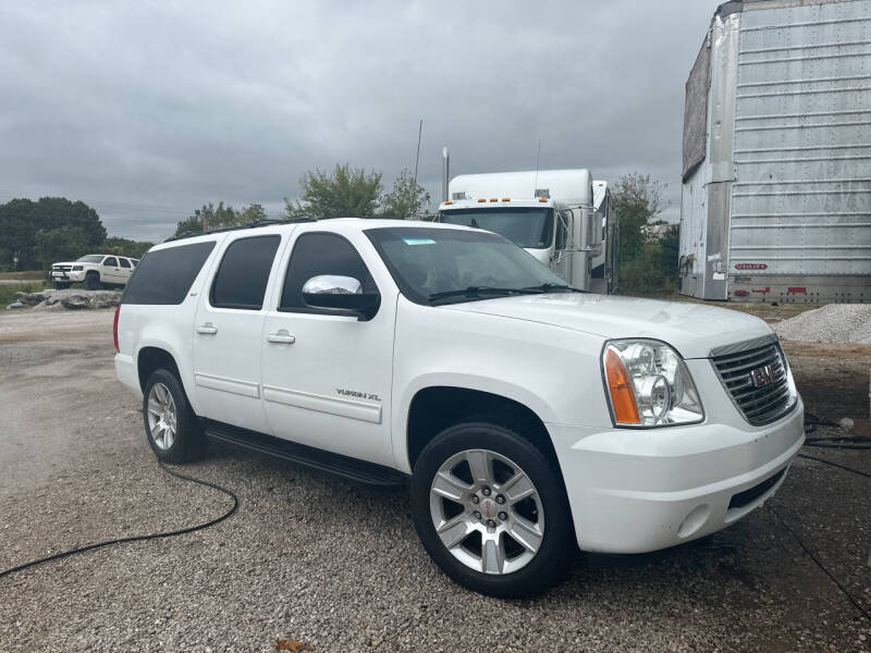 2014 GMC Yukon XL for sale at AFFORDABLE USED CARS in Highlandville MO