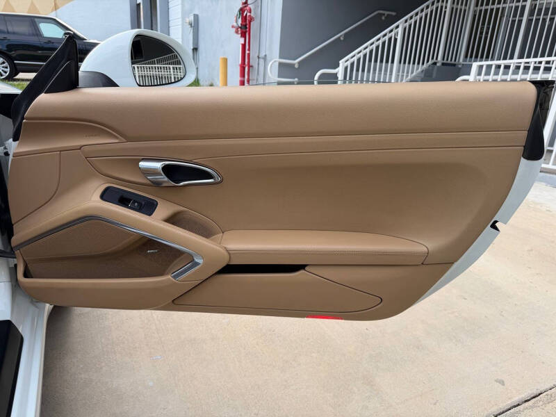 2015 Porsche 911 Carrera