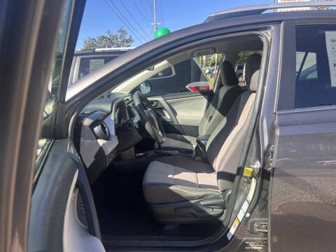 2016 Toyota RAV4 LE