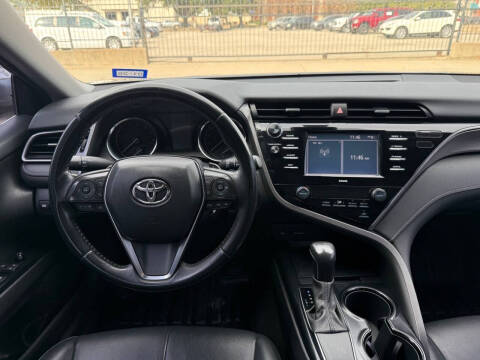 2020 Toyota Camry SE