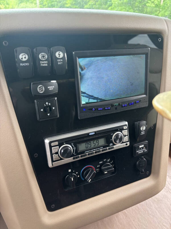 2015 Ford GEORGETOWN FOREST RIVER