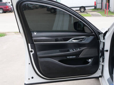 2017 BMW 7 Series 740i