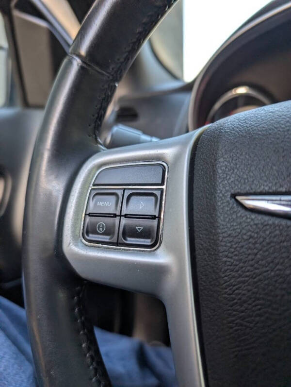 2012 Chrysler 200 Touring