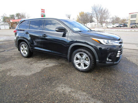 2017 Toyota Highlander for sale at Padgett Auto Sales in Aberdeen SD