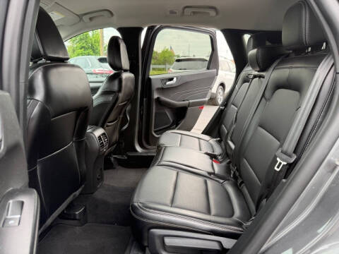 2024 Ford Escape Platinum
