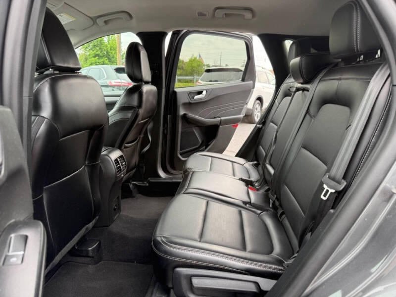 2024 Ford Escape Platinum