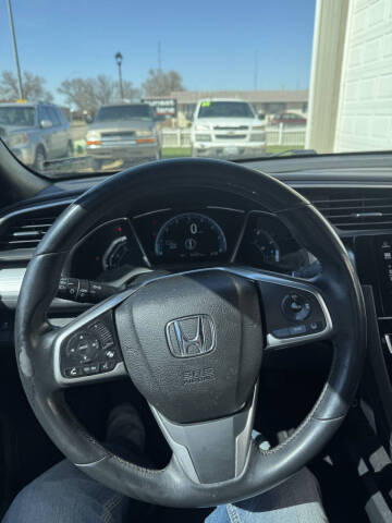 2017 Honda Civic Touring