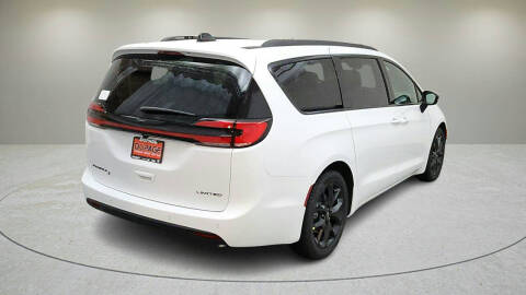 2026 Chrysler Pacifica Limited