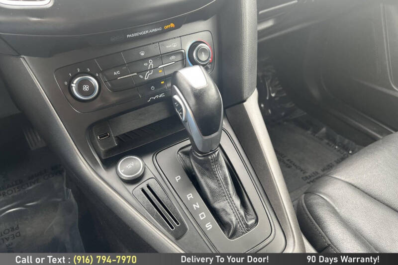 2015 Ford Focus SE