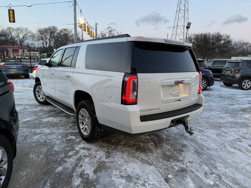 Used 2017 GMC Yukon XL SLT with VIN 1GKS2GKC1HR234825 for sale in Detroit, MI