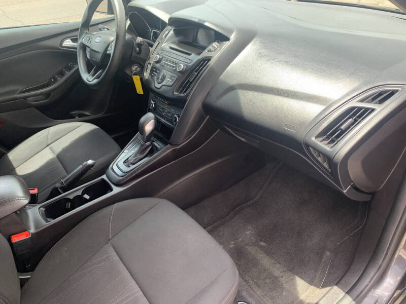 2017 Ford Focus SE